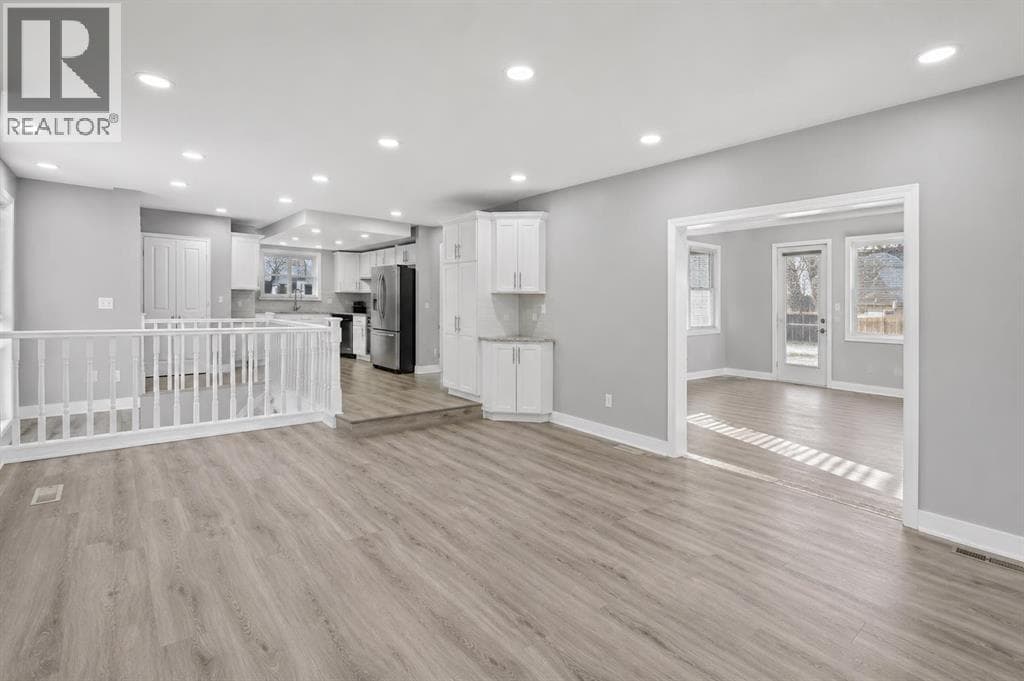 55 Millrise Way SW — photo 5