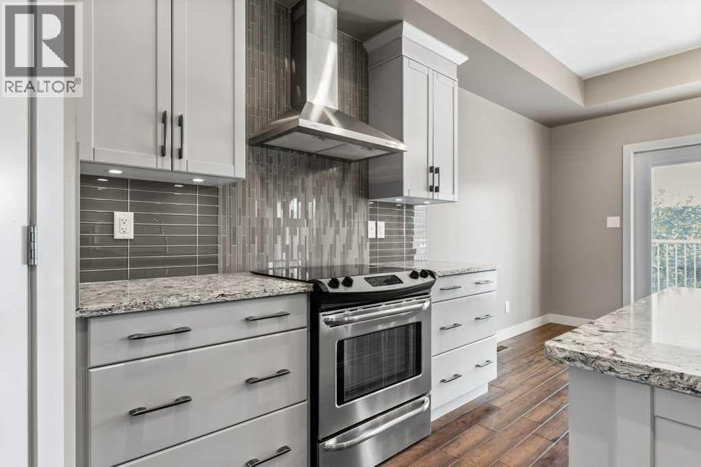 26 Regal Court — photo 3