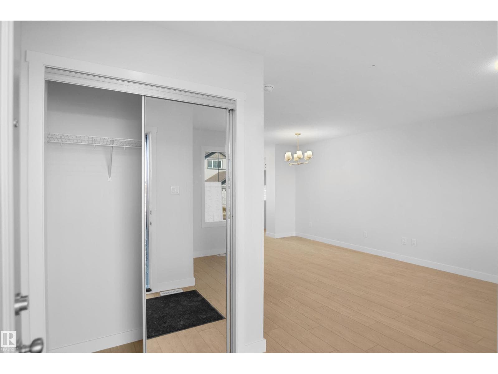 21398 128A AV NW — photo 2