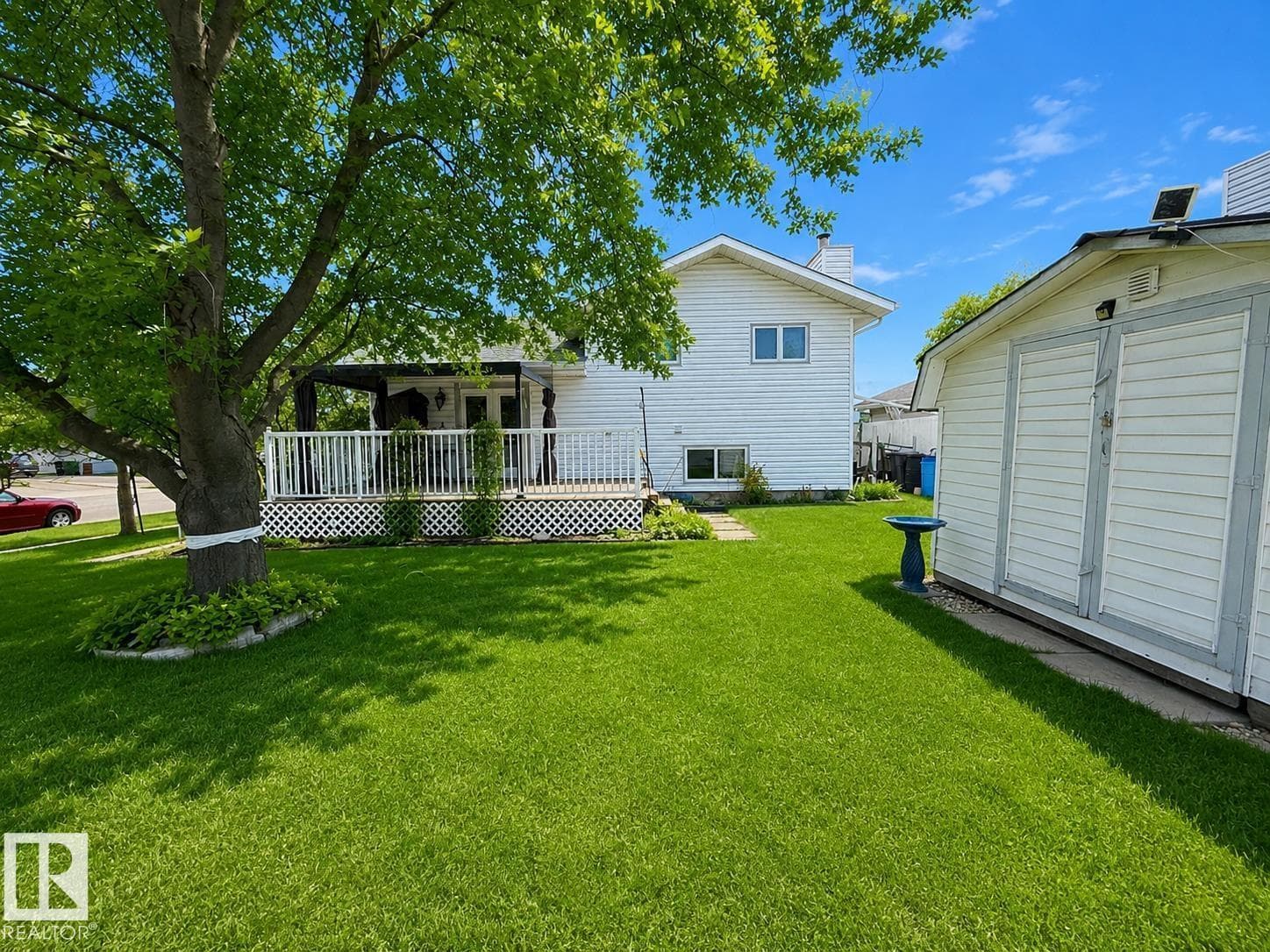 1 MUNRO CO — photo 2