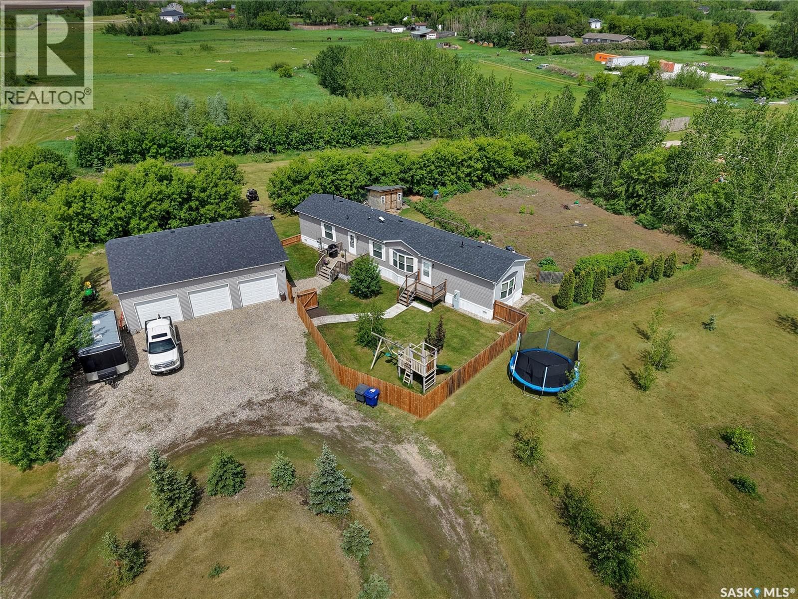 321 Blumenthal Access RD