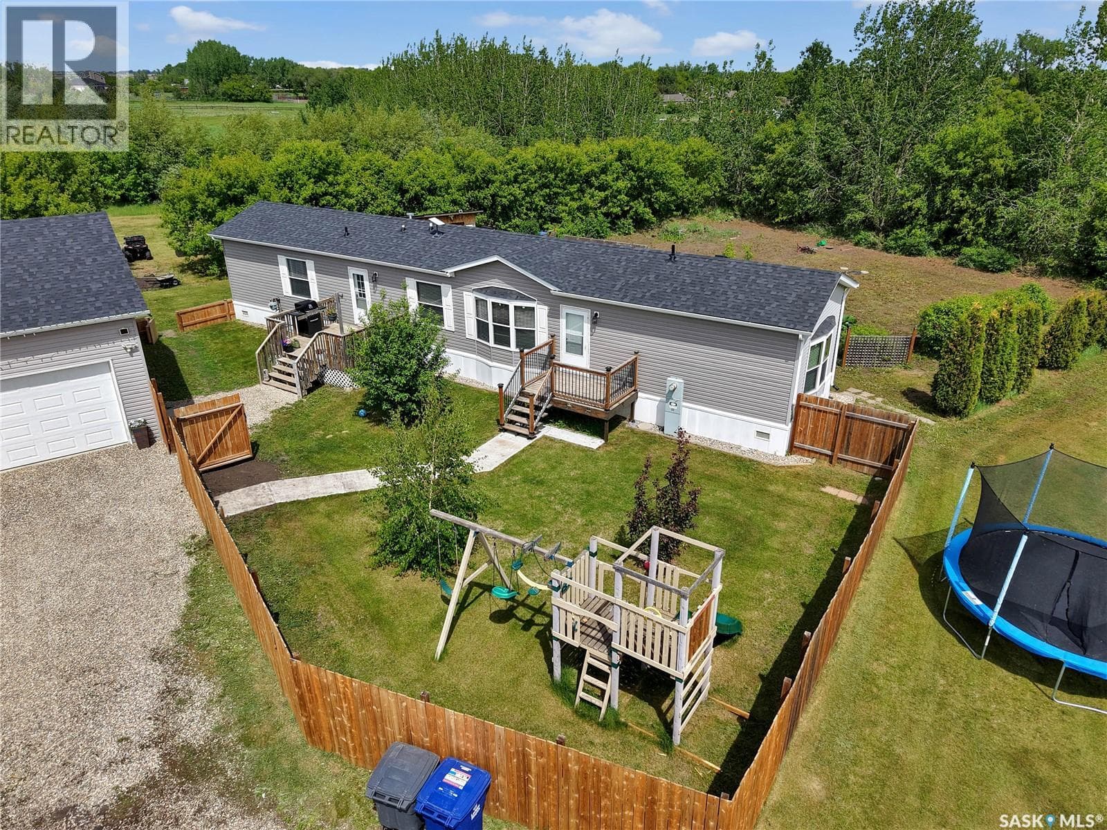 321 Blumenthal Access RD — photo 2