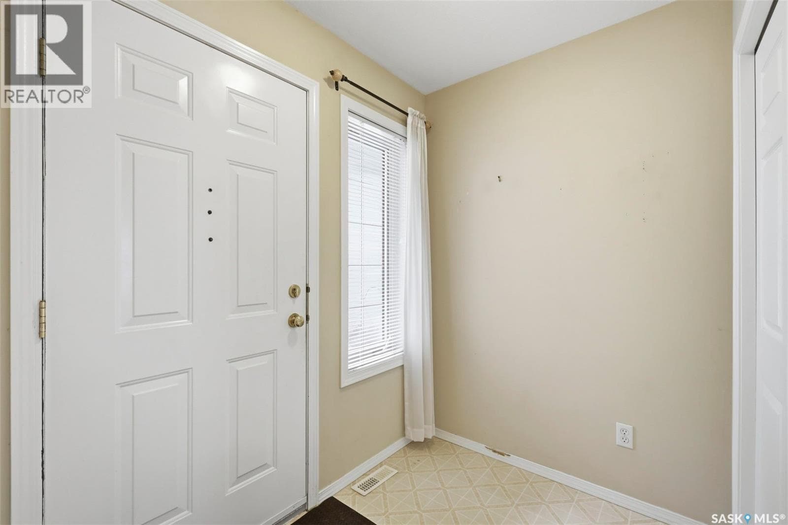 40 425 Bayfield CRESCENT — photo 3