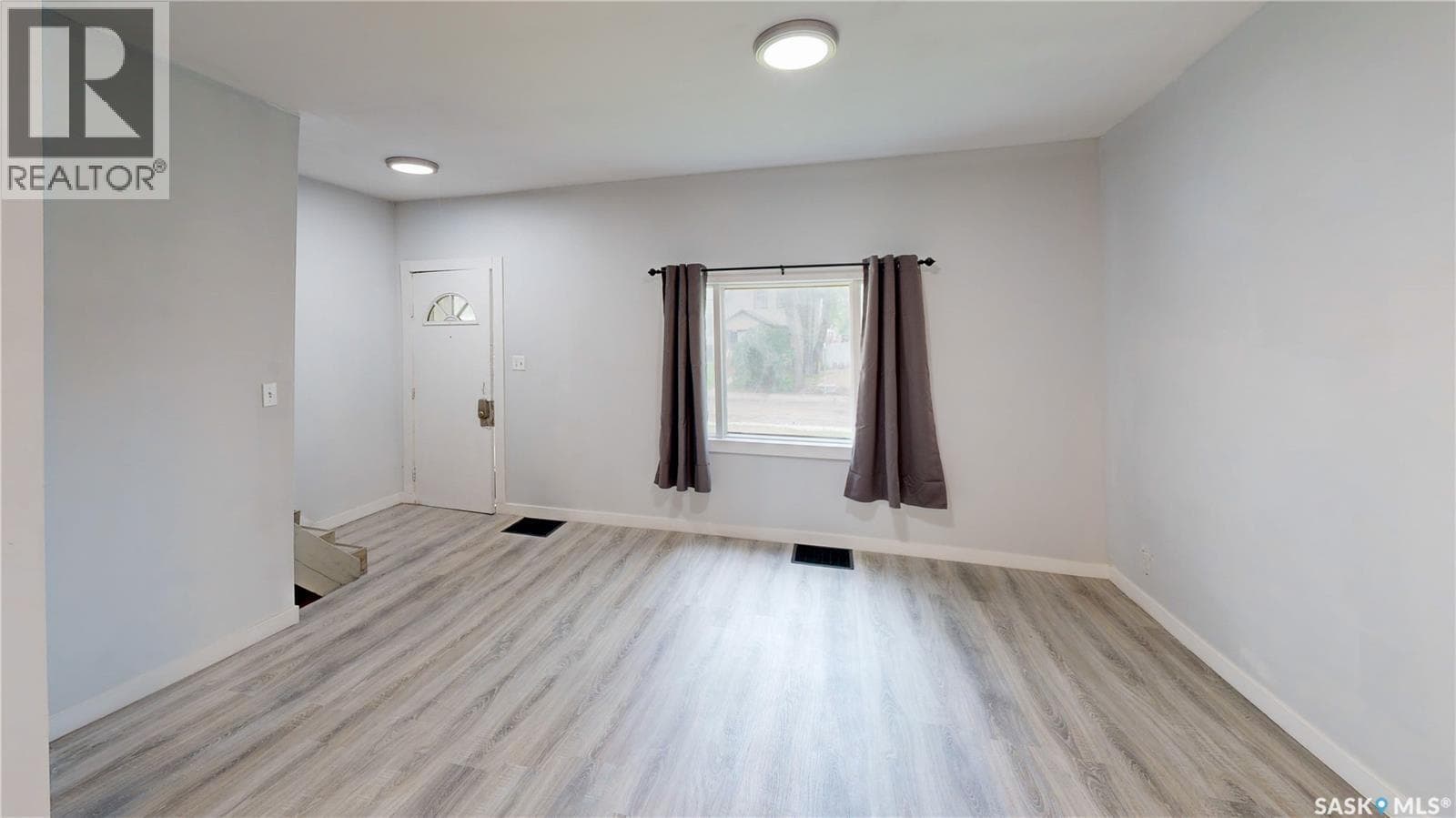 1343 Rae STREET — photo 2