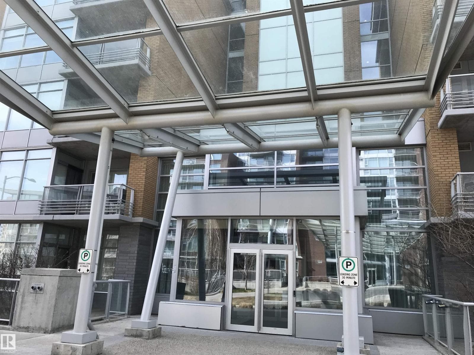 #113 2510 109 ST NW