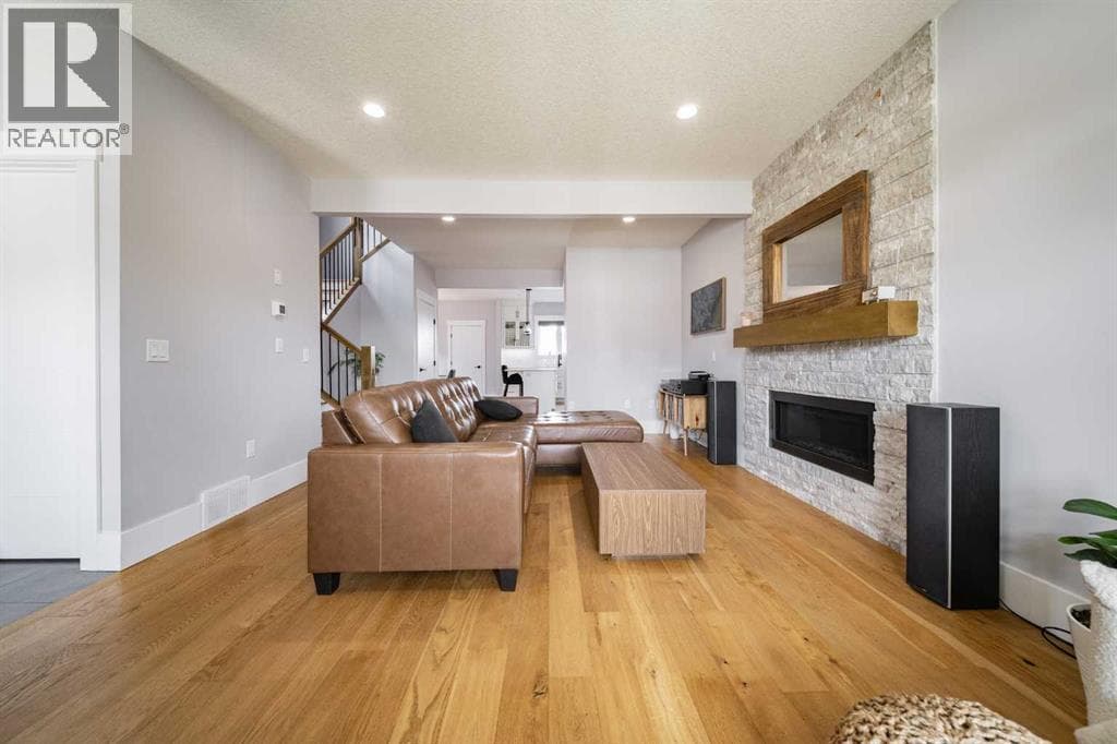 220 Warren Way — photo 5