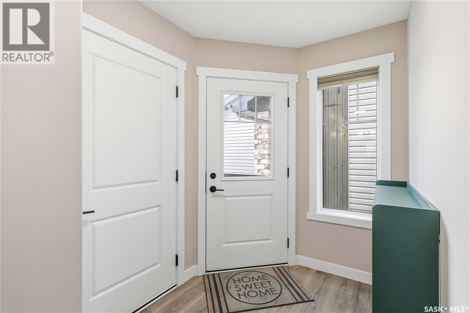 230 Schmeiser BEND — photo 3