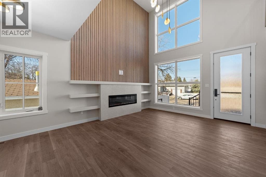 4907 53 Street — photo 2