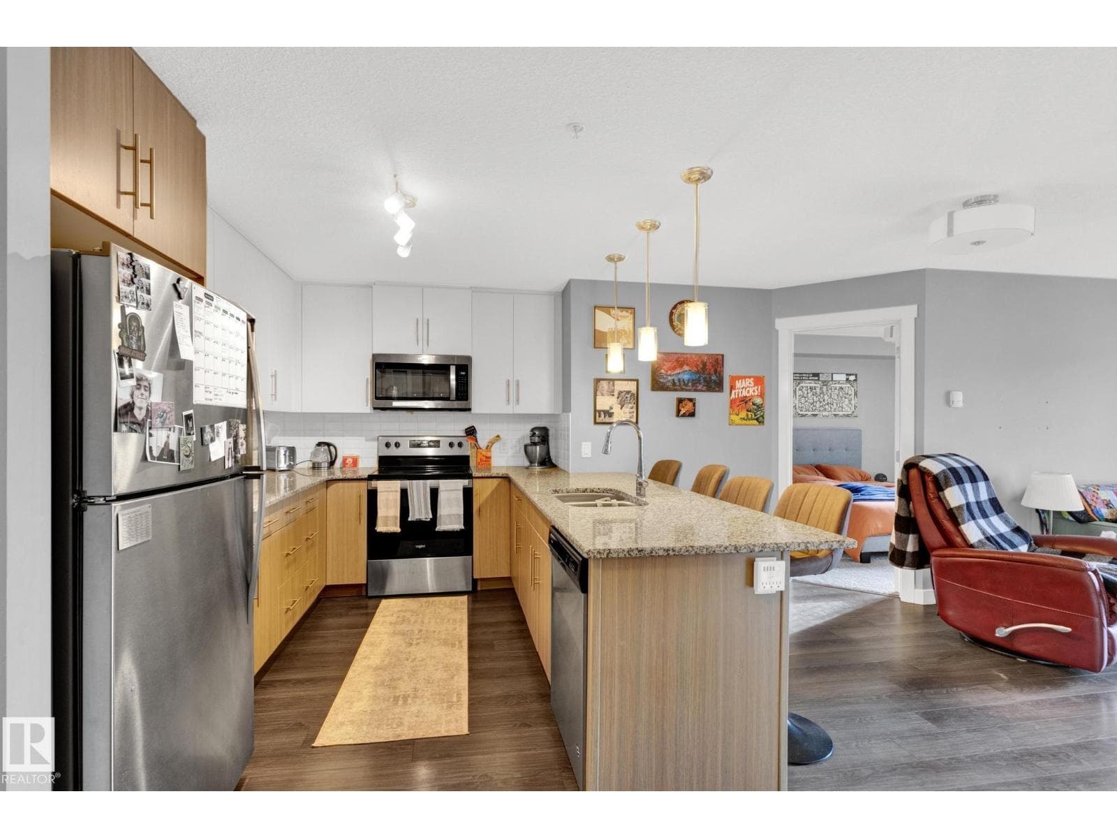 #305 3670 139 AV NW — photo 5