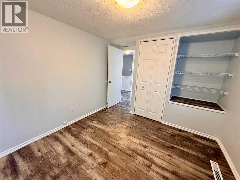 1033 16 Avenue — photo 5