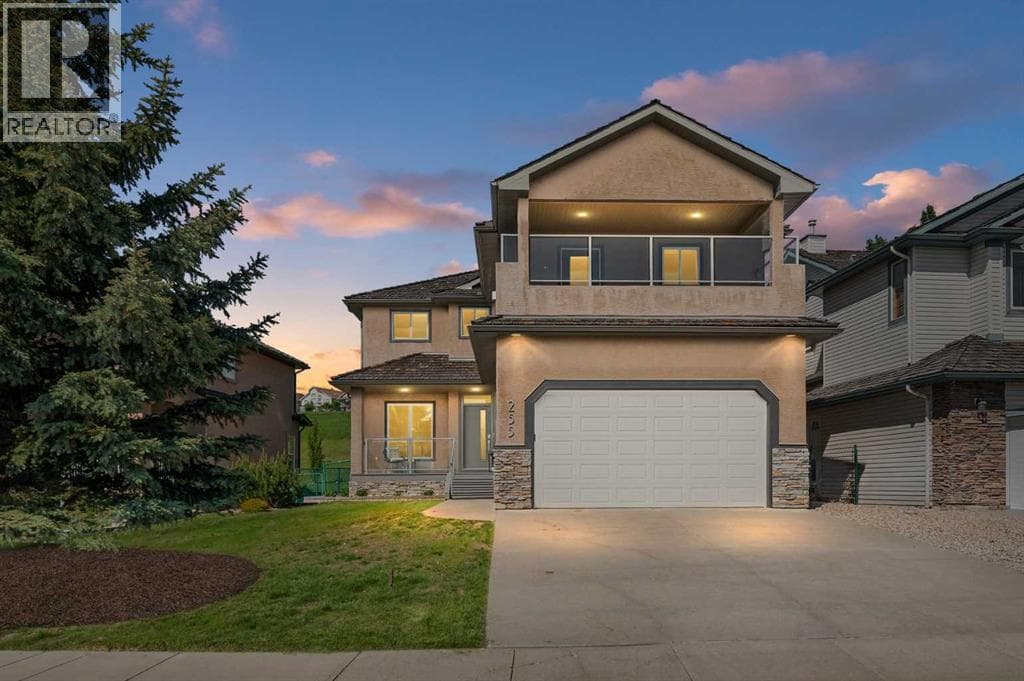 255 Gleneagles View
