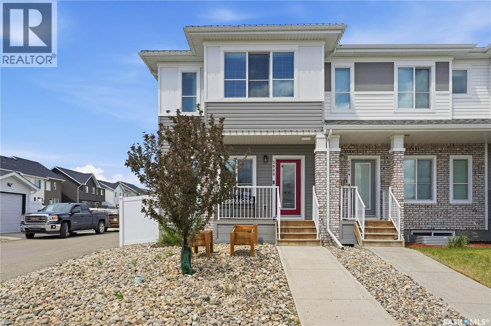 5000 Primrose Green DRIVE E