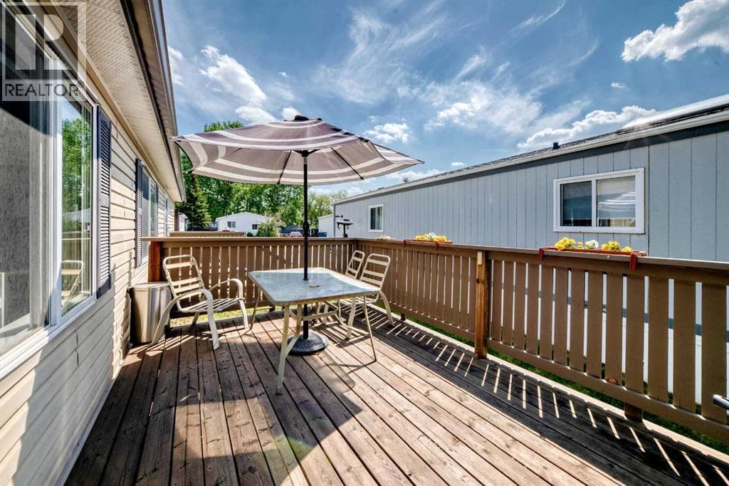 76 Westwood Court — photo 3
