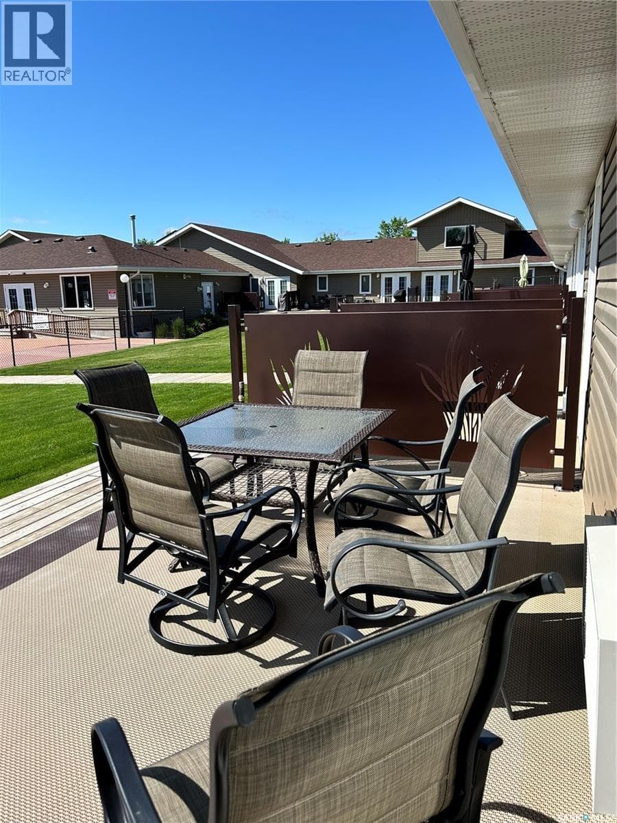 15 1250 Aaro AVENUE — photo 2