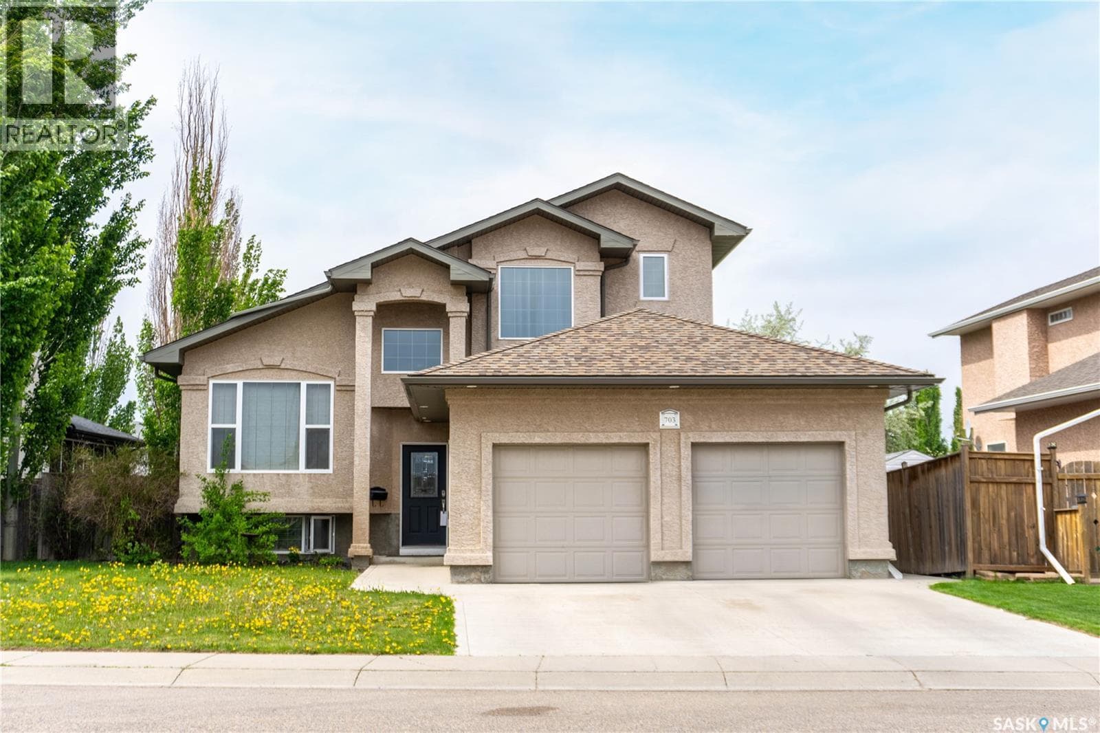 703 Beechmont LANE