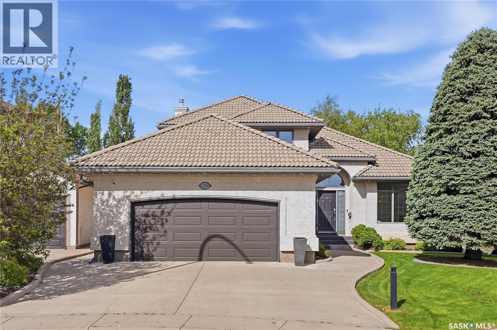 210 Horlick CRESCENT