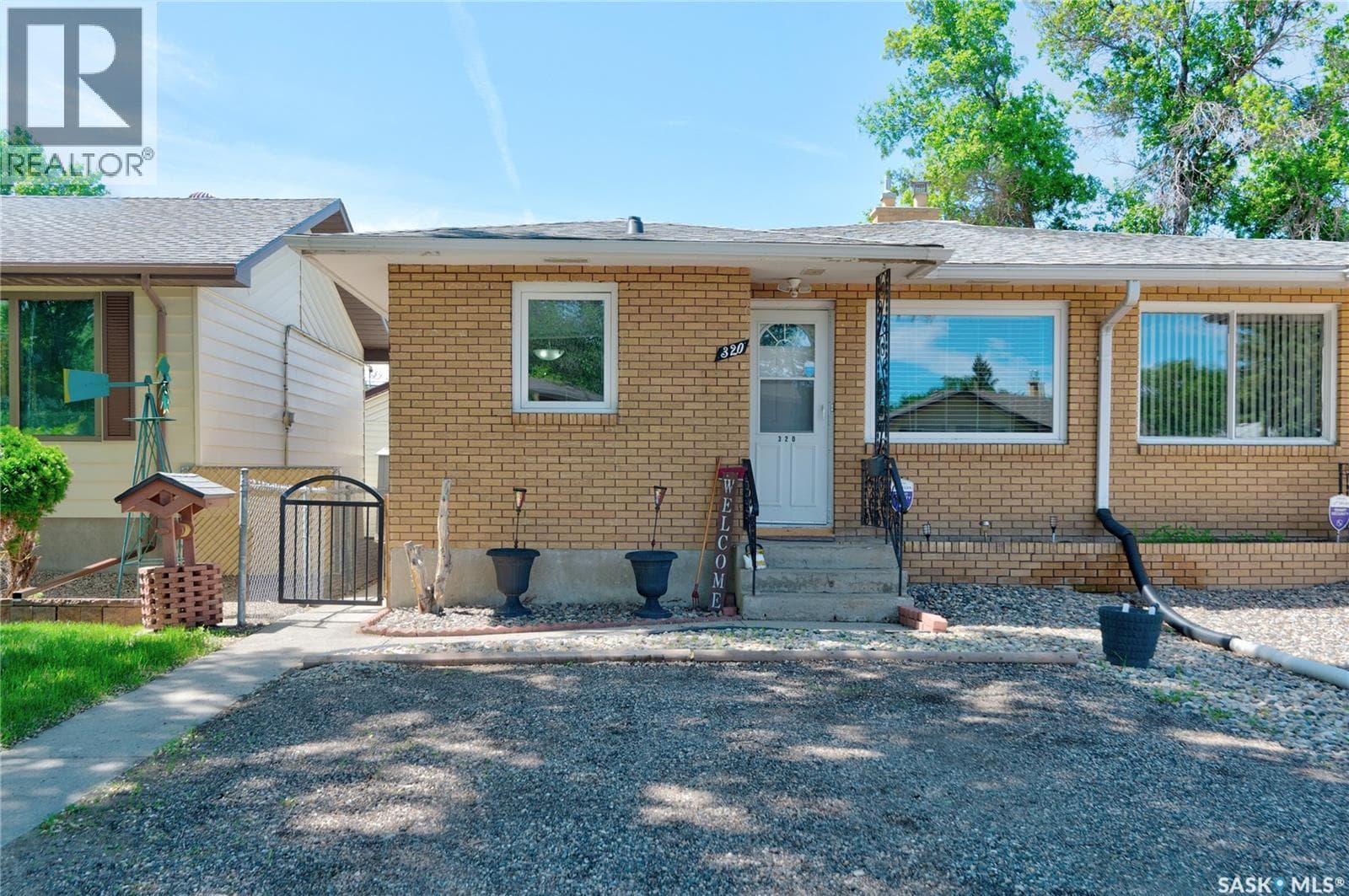 320 Froom CRESCENT