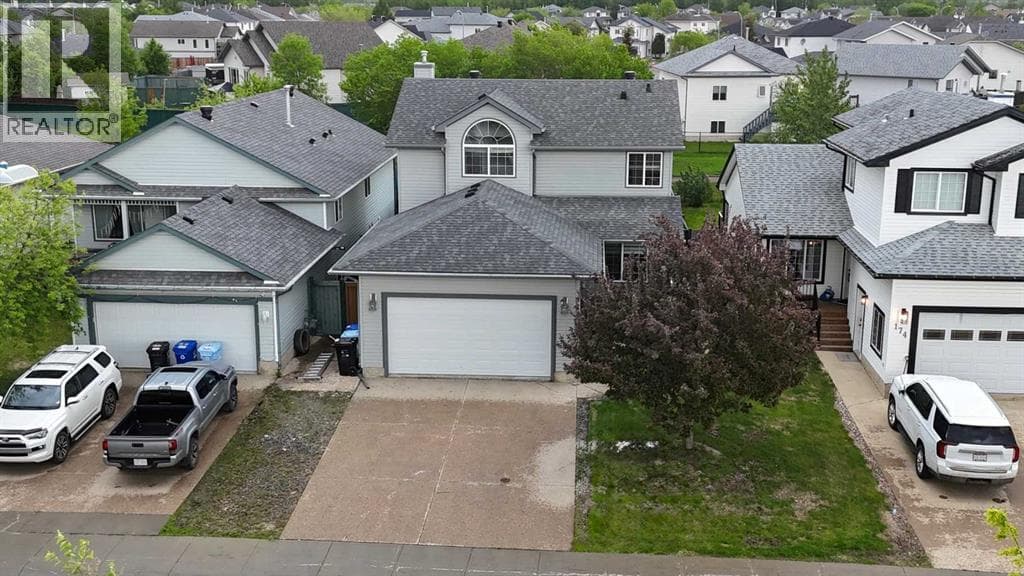 178 ST. LAURENT Way
