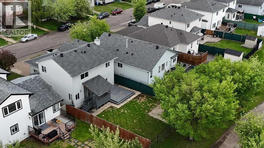 178 ST. LAURENT Way — photo 4
