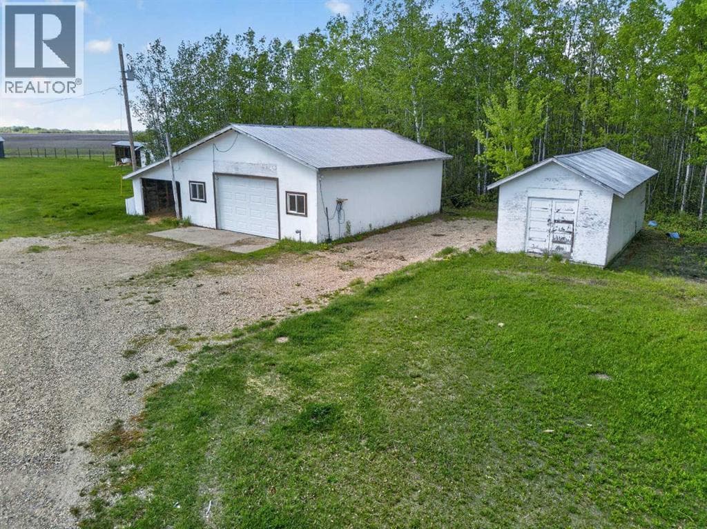 81044 Range Road 201 — photo 2
