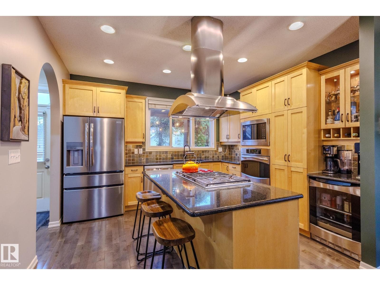 7207 14A AV SW — photo 2
