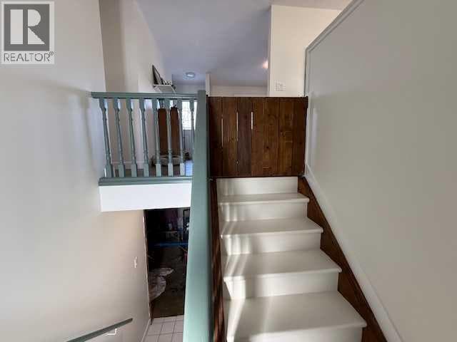 1506 1 Avenue NW — photo 2