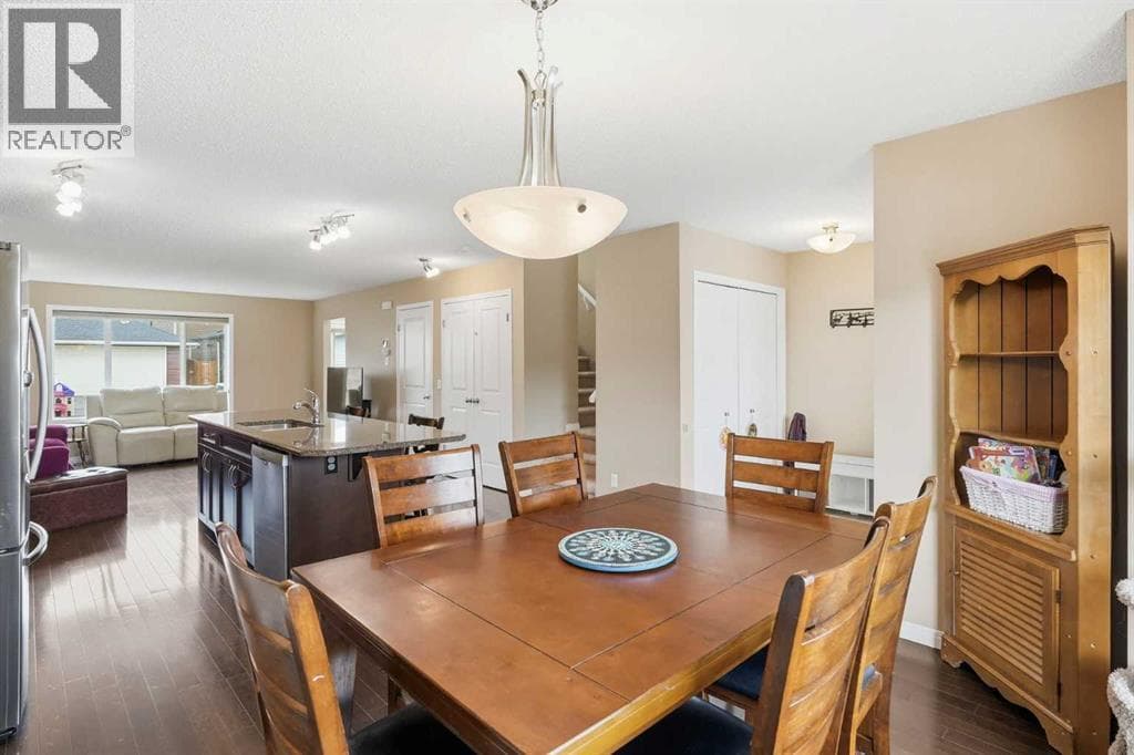 383 Fireside Place — photo 3
