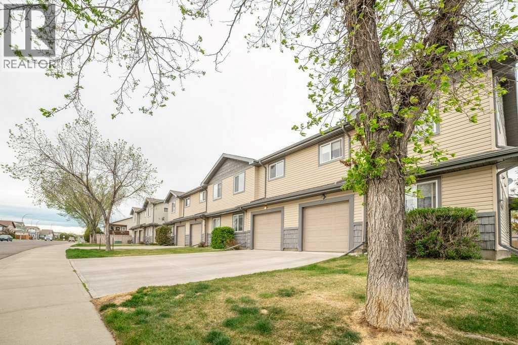 3, 105 Silkstone Road W — photo 4