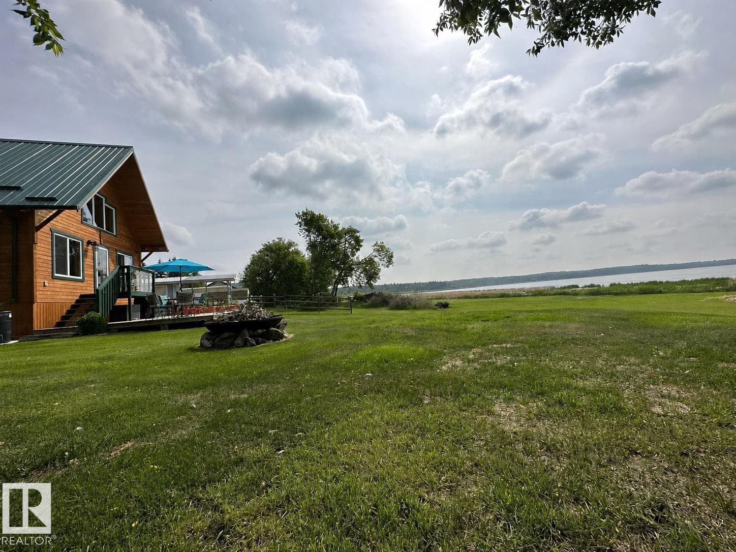 51 lakeshore dr — photo 2