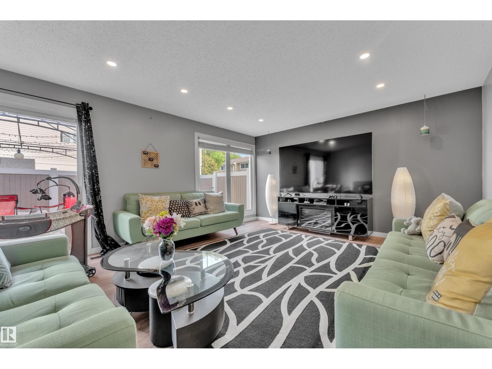 3217 132A AV NW — photo 5