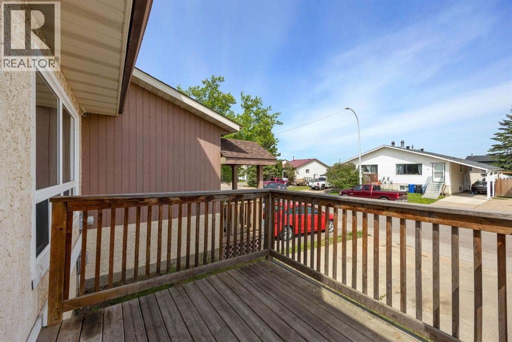 121 Erindale Road — photo 3