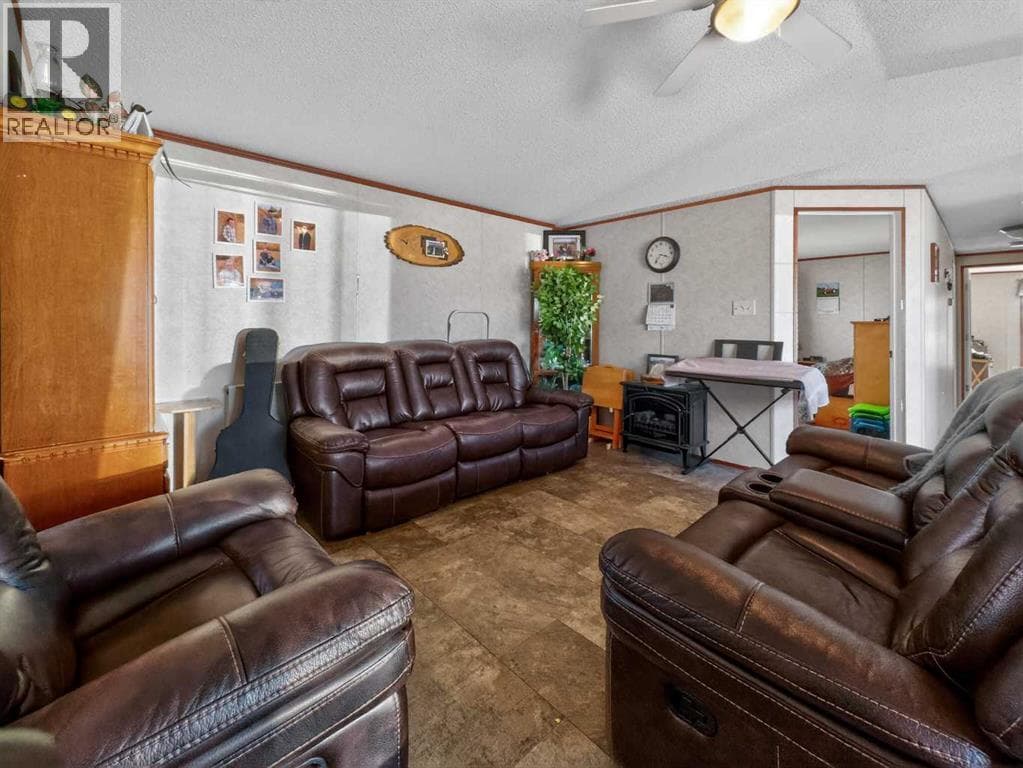 109567 Range Road 130 — photo 5