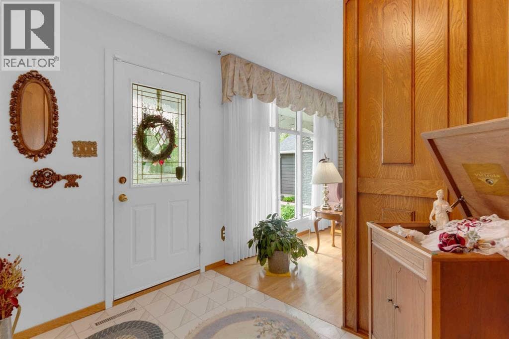 9715 Palishall Road SW — photo 3
