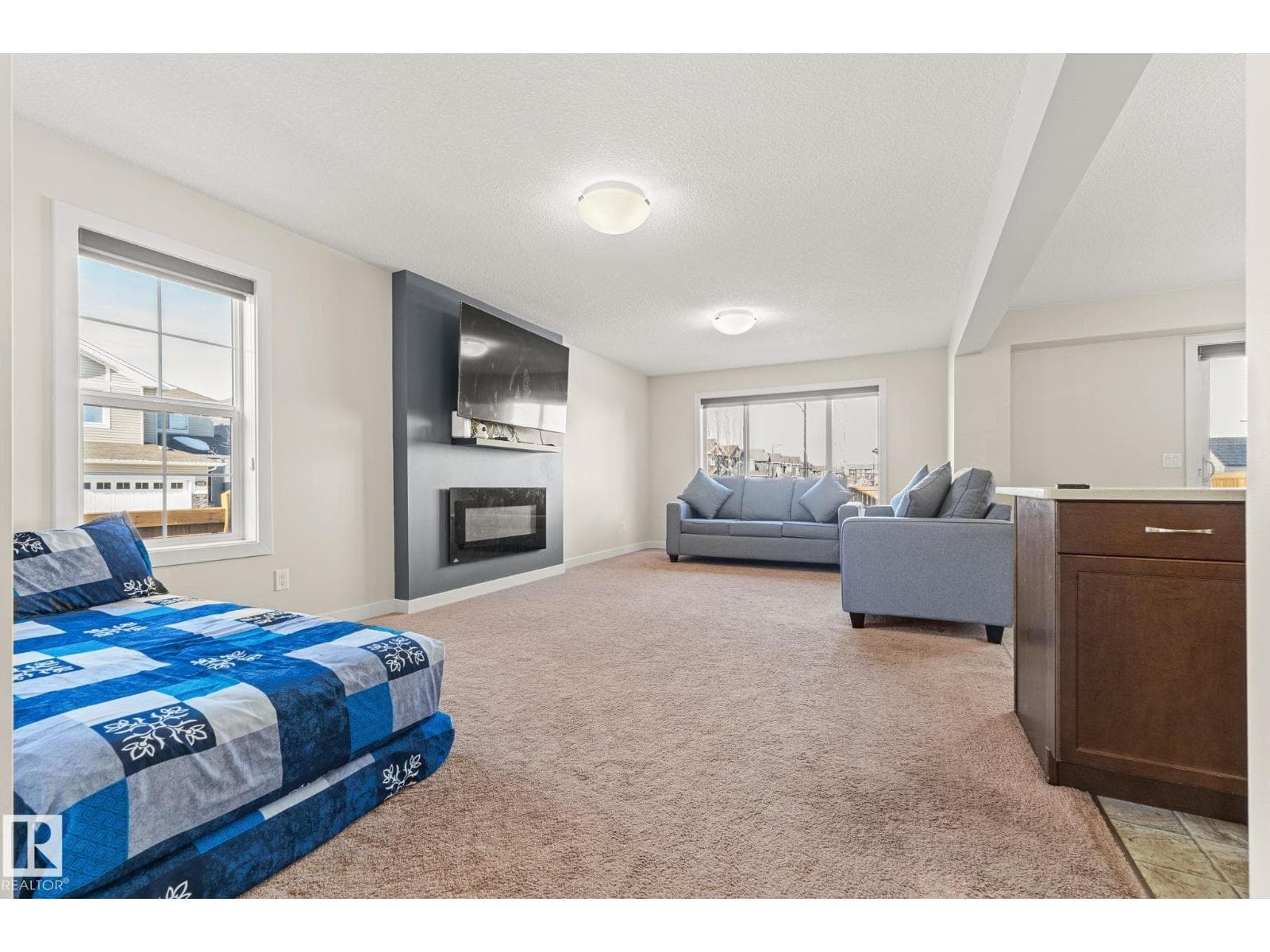 724 40 AV NW — photo 5