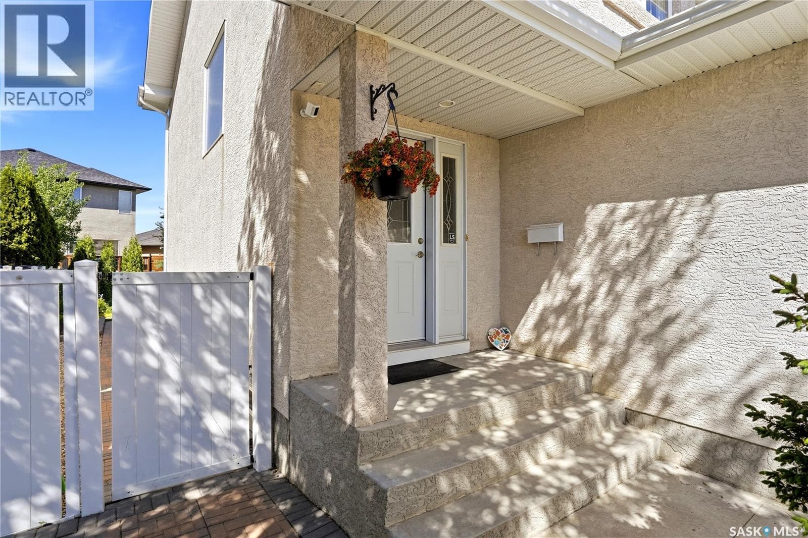 3610 Sandringham ROAD E — photo 3