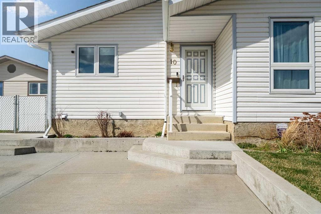 10 Rossmere Place SE — photo 4