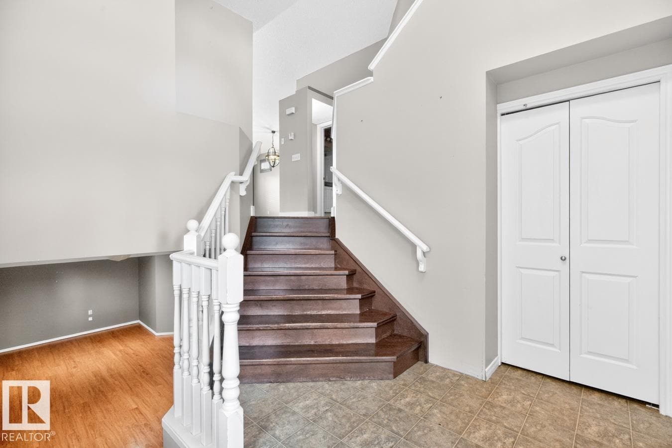 3 DOUGLAS CR — photo 3