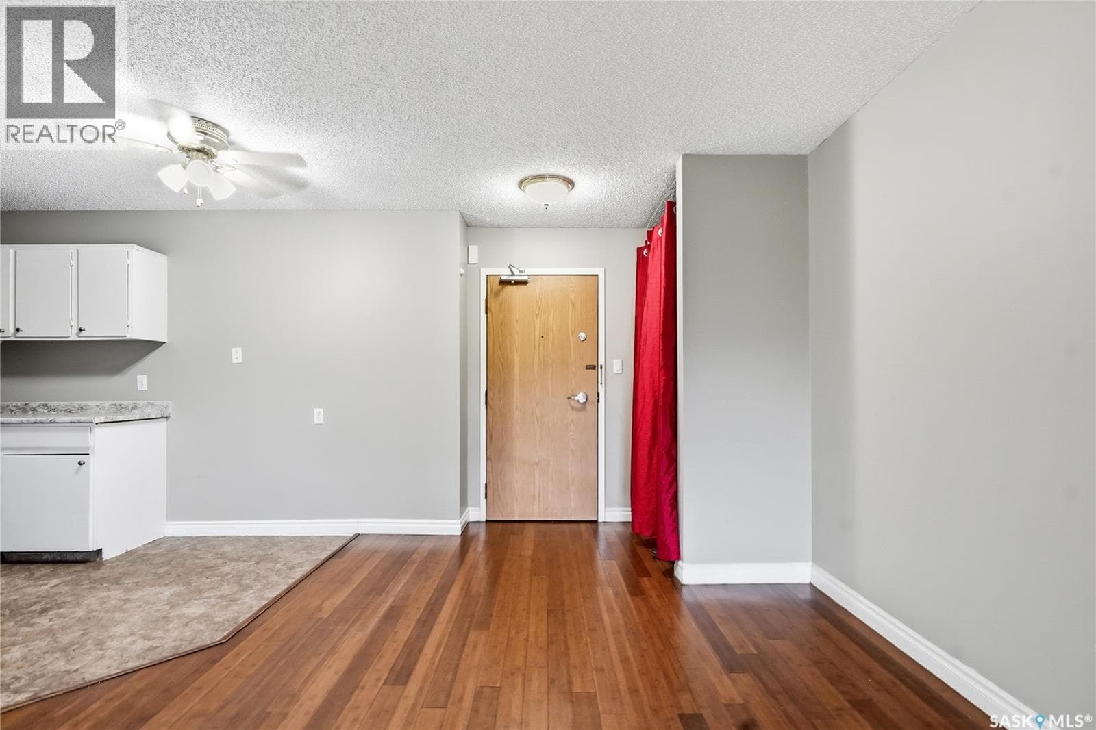 311 403 Tait COURT — photo 3
