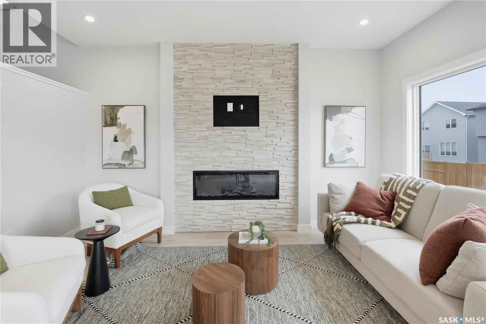 426 Leskiw BEND — photo 4