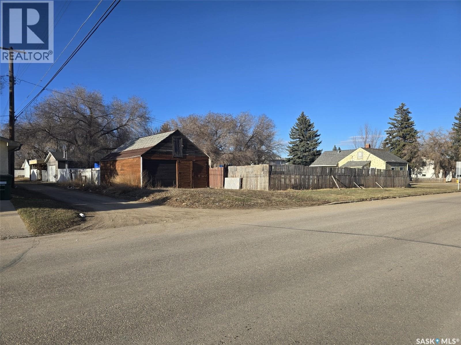 201 R AVENUE N — photo 5