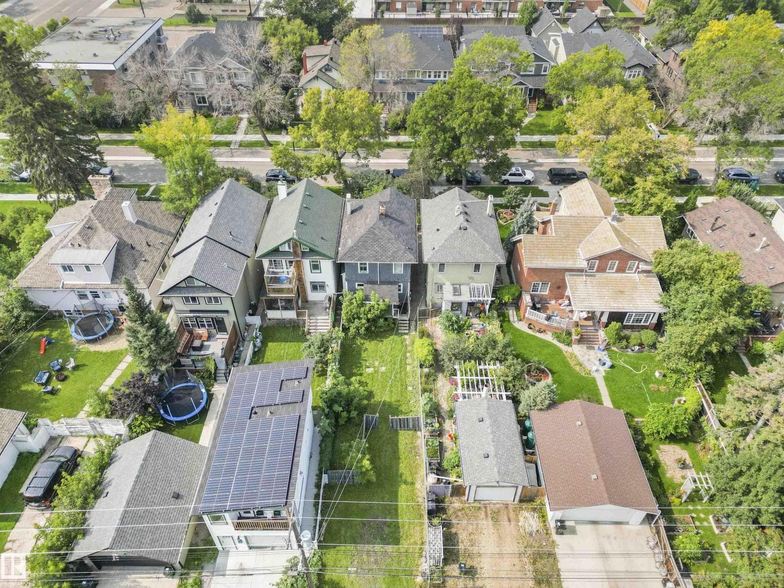 11121 127 ST NW — photo 3