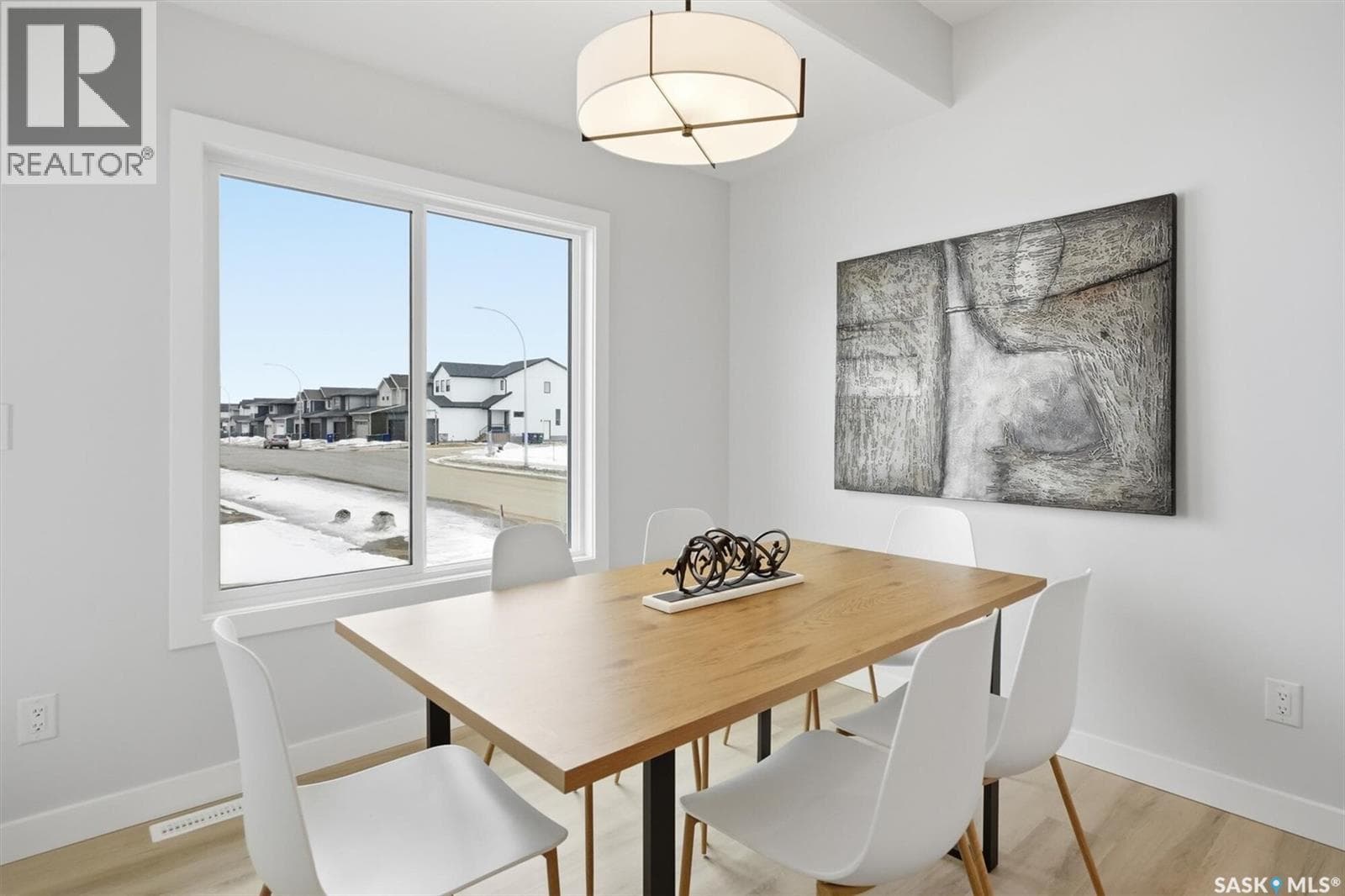 410 Leskiw BEND — photo 5