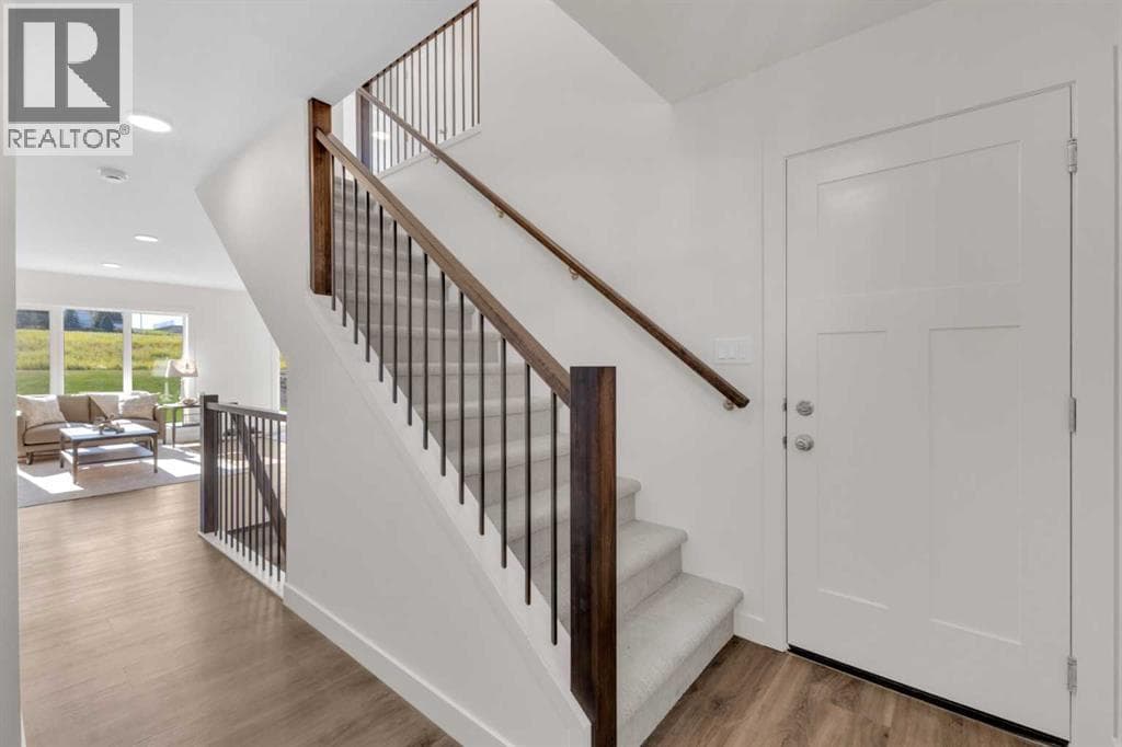 130 Norseman Close — photo 3