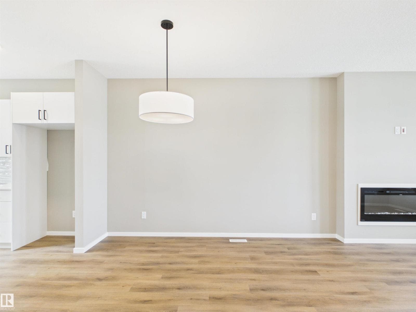115 BRICKYARD DR — photo 3