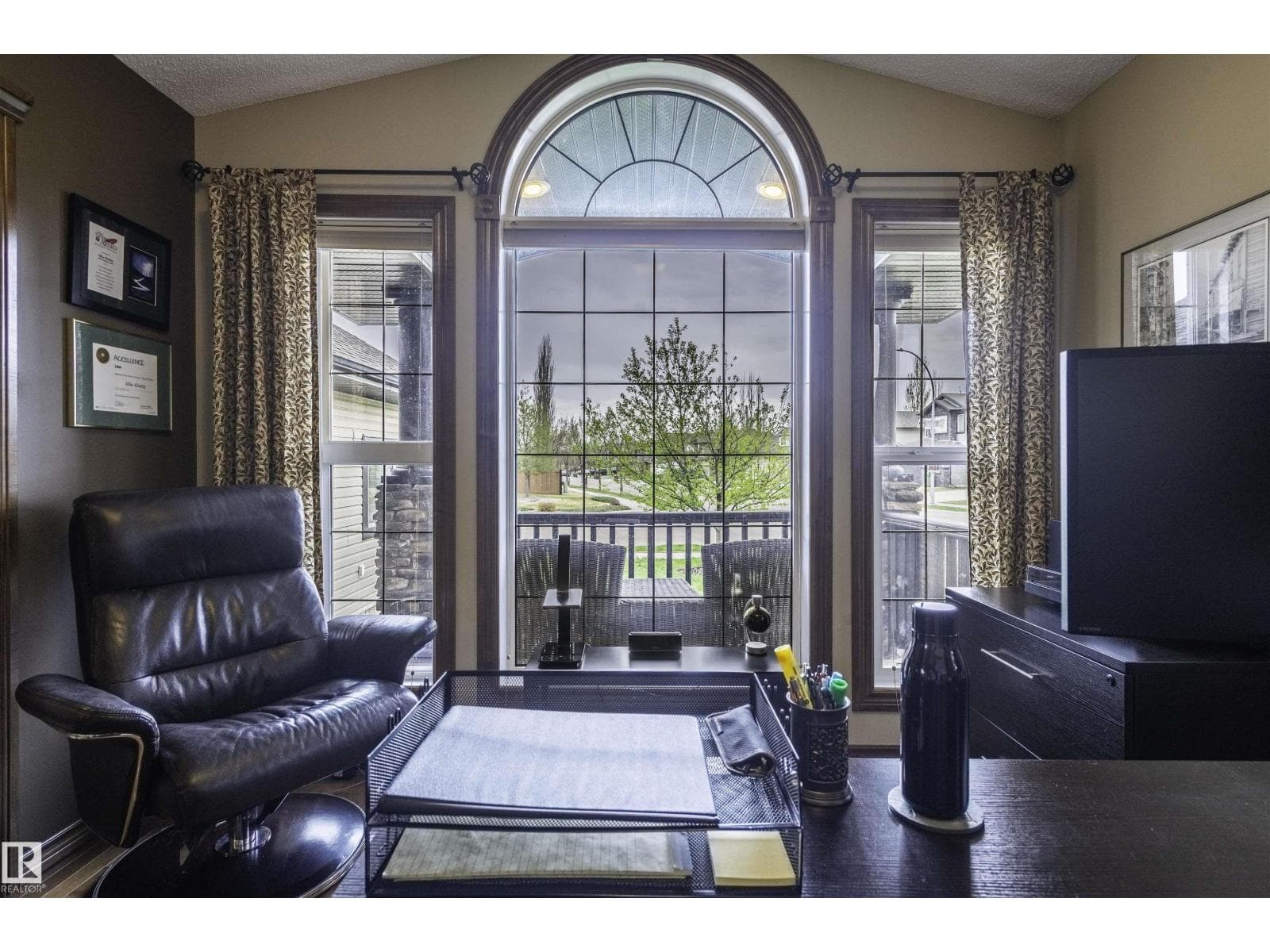19 NEWTON PL — photo 5