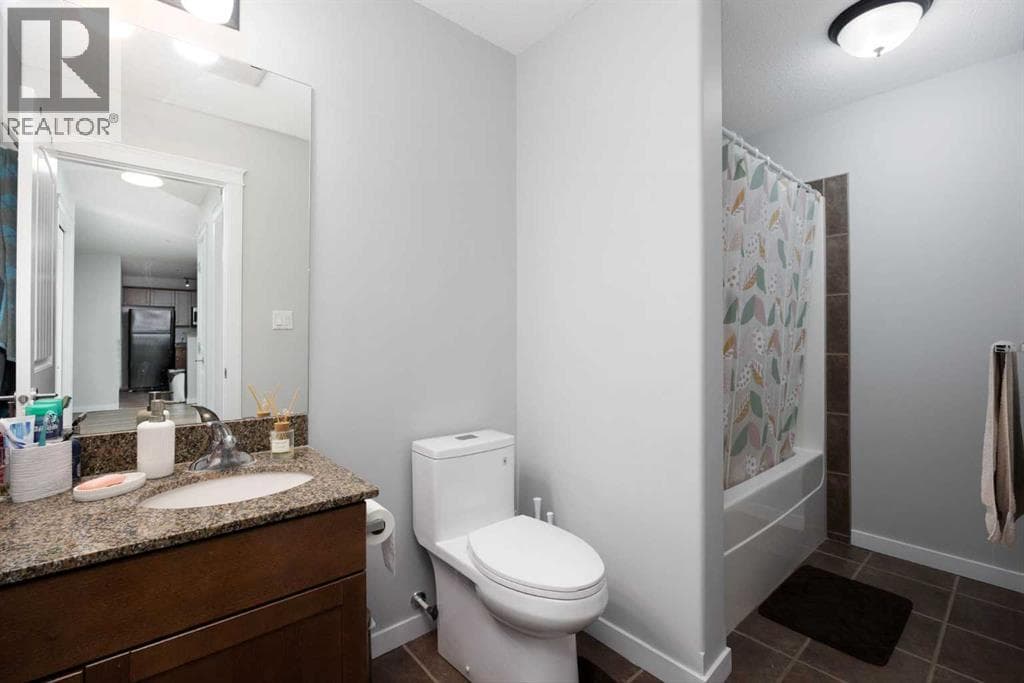 202, 8535 Clearwater Drive — photo 4