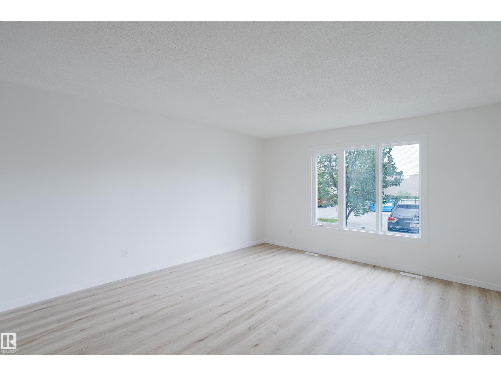 16475 115 ST NW — photo 4
