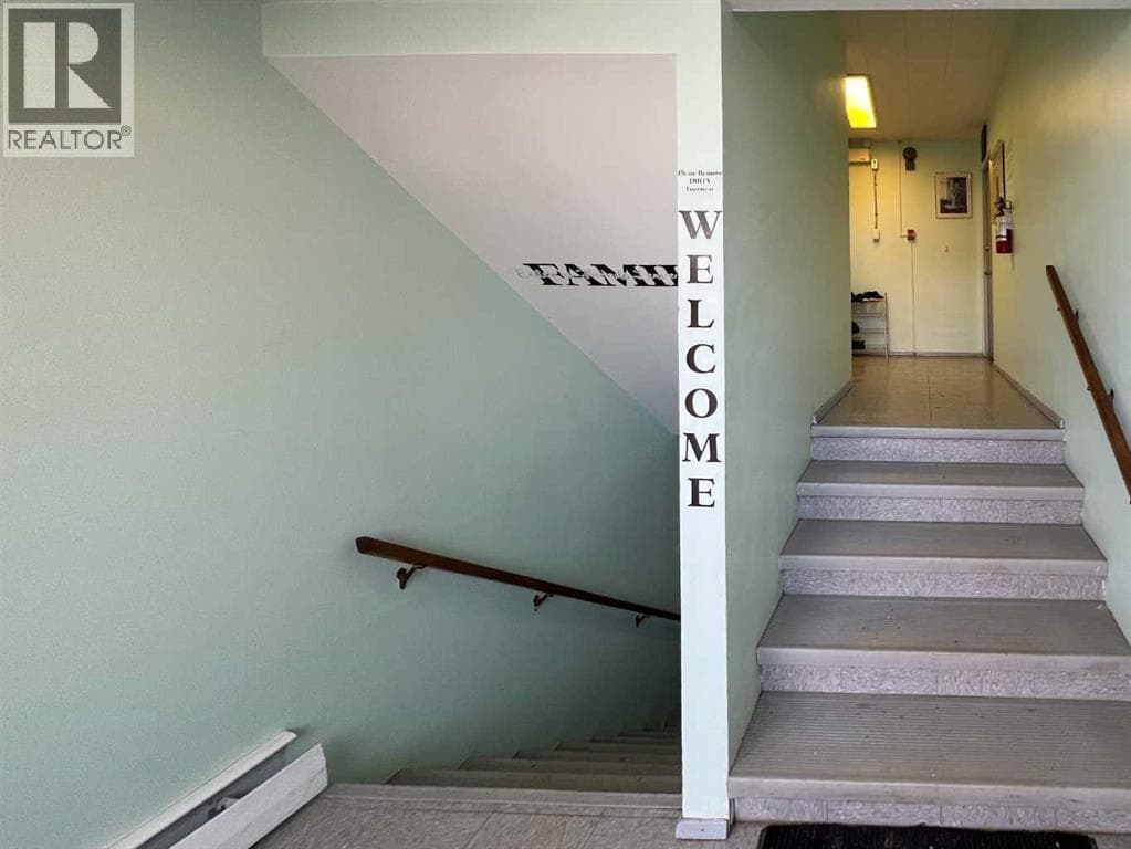 All, 302 1 Street SE — photo 4