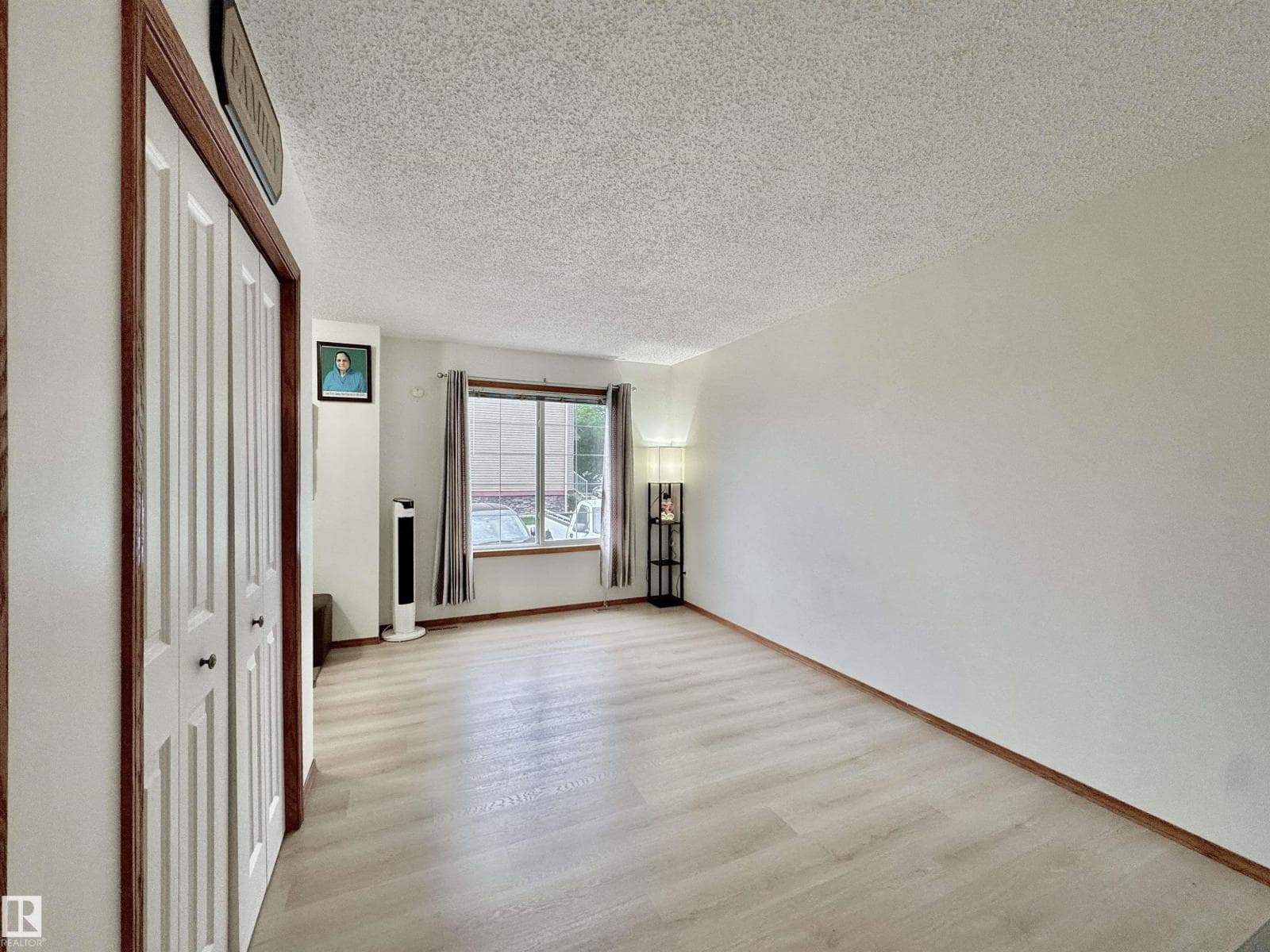 320 SPRUCE RIDGE RD — photo 5
