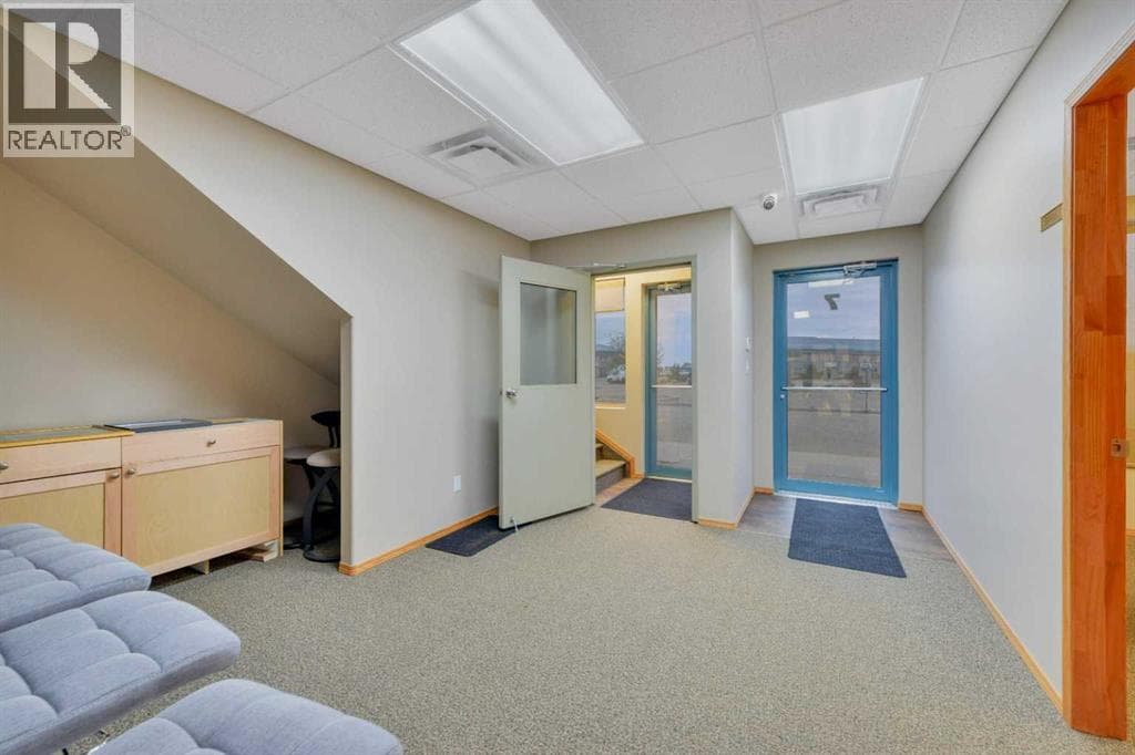 7, 7471 Edgar Industrial Bend — photo 3